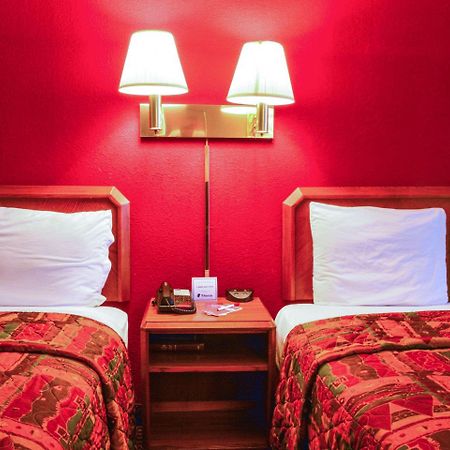 Econo Lodge Willowbrook Εξωτερικό φωτογραφία
