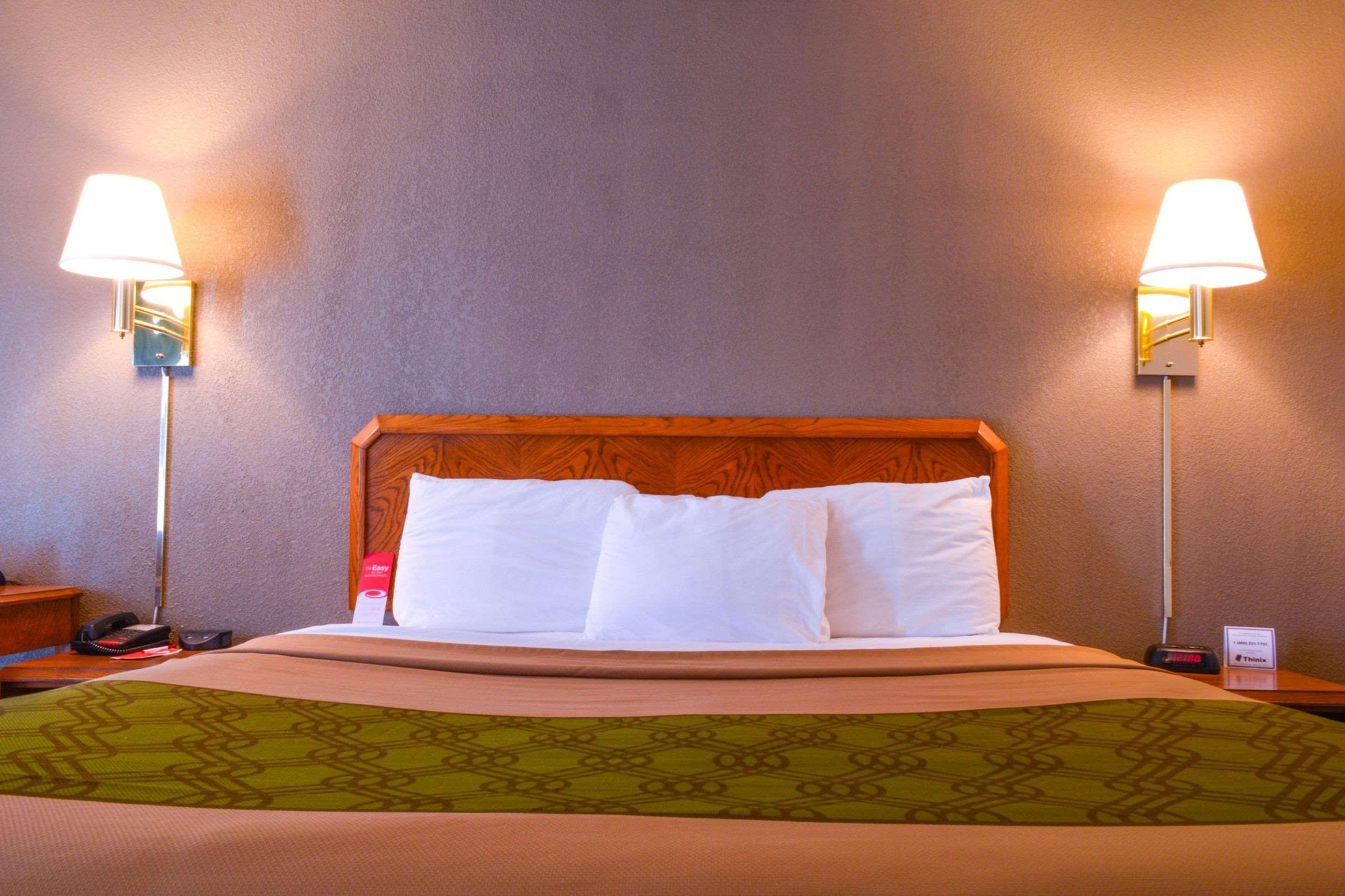 Econo Lodge Willowbrook Εξωτερικό φωτογραφία