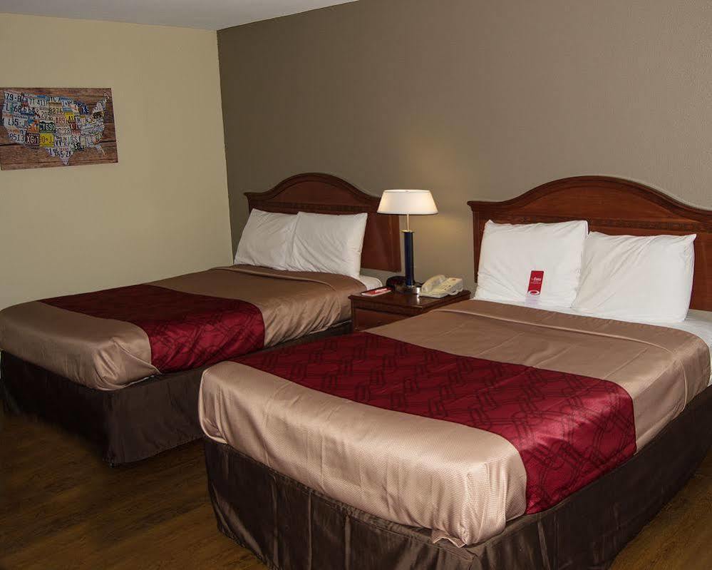 Econo Lodge Willowbrook Εξωτερικό φωτογραφία